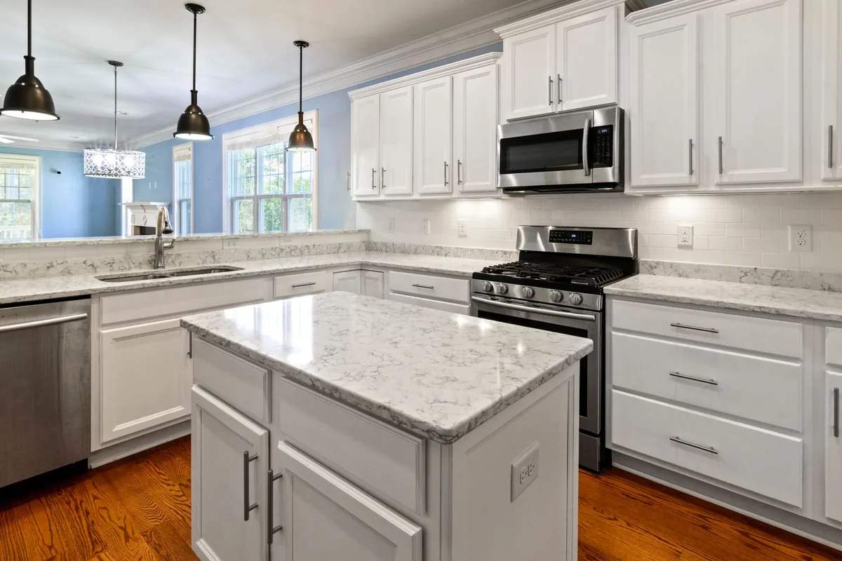 Filth & Squalor Cleanup in Baxter Estates, NY